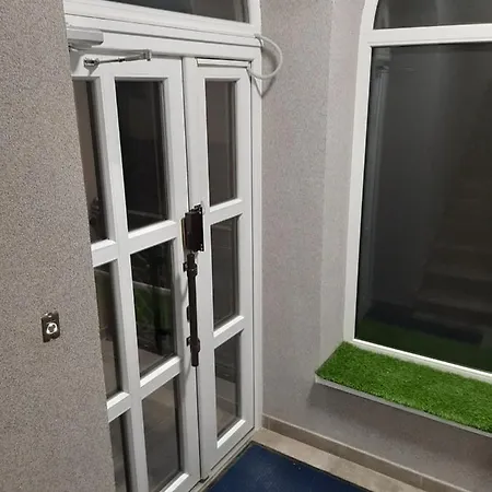 شقة New !!! Modern Lux In The Center With A Terrace *