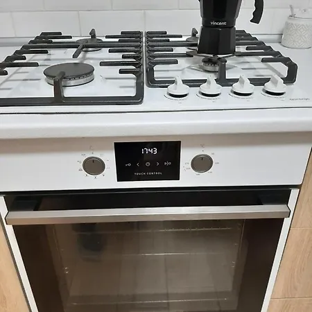 New !!! Modern Lux In The Center With A Terrace Apartment *