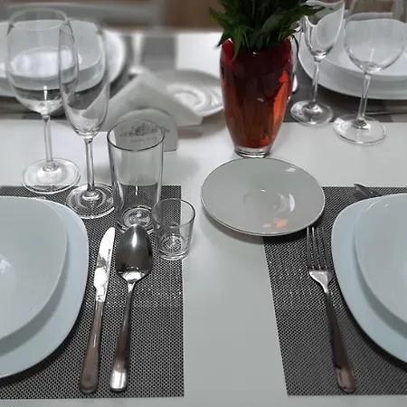 New !!! Modern Lux In The Center With A Terrace